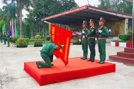Trung đoàn 271 tổ chức tuyên thệ chiến sĩ mới năm 2025