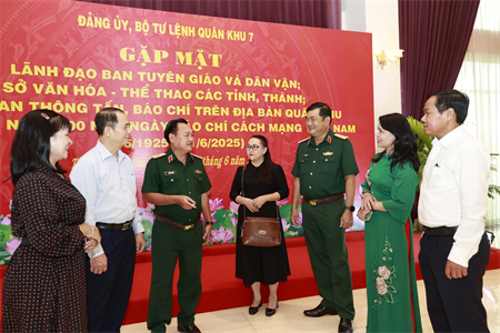 Phối hợp hiệu quả công tác tuyên truyền nhiệm vụ quân sự, quốc phòng trên địa bàn Quân khu 7