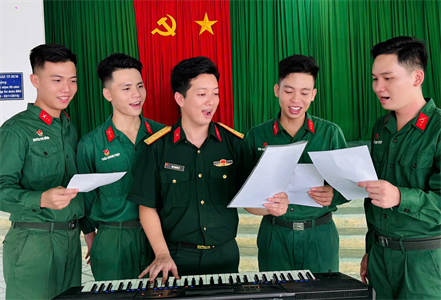 Nhạc sĩ trẻ của Sư đoàn 5
