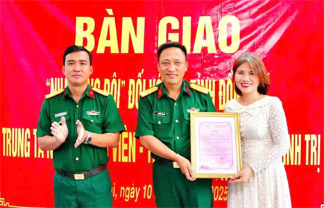 Sư đoàn 302 trao Nhà đồng đội tặng quân nhân gặp khó khăn