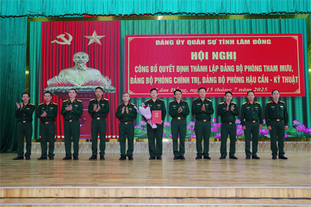 Đảng ủy Quân sự tỉnh Lâm Đồng công bố quyết định thành lập các Đảng bộ trực thuộc