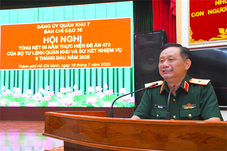 Lực lượng vũ trang Quân khu 7 tăng cường bảo vệ nền tảng tư tưởng của Đảng trên không gian mạng