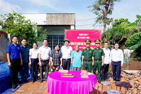 Sư đoàn 309 hưởng ứng phong trào thi đua Chung tay xóa nhà tạm, nhà dột nát trên phạm vi cả nước năm 2025