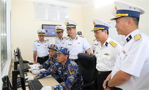 Quân chủng Hải quân: Kết luận kiểm tra, nắm tình hình tại Vùng 2 Hải quân