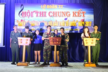 Lữ đoàn 77 tổ chức hội thi chung kết “Chiến sĩ phòng không với bầu trời Tổ quốc” năm 2017