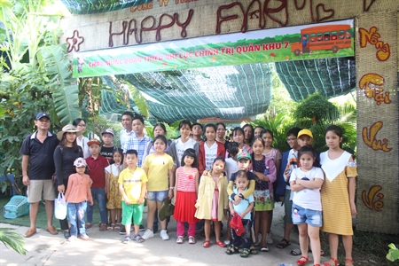 Thiếu nhi Cục Chính trị sôi động ngày hè tại Happy Farm