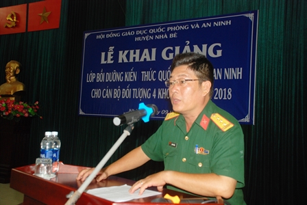 Huyện Nhà Bè, Thành phố Hồ Chí Minh: Bồi dưỡng kiến thức quốc phòng và an ninh cho cán bộ đối tượng 4