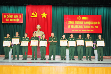 LLVT tỉnh Bình Thuận tổng kết 5 năm Phong trào thi đua “Ngành Hậu cần Quân đội làm theo lời Bác Hồ dạy”