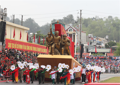 Trang trọng, hào hùng Lễ kỷ niệm 70 năm Chiến thắng Điện Biên Phủ