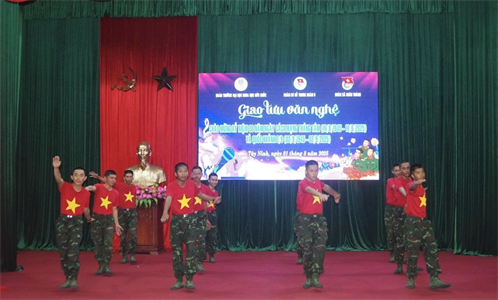 Trung đoàn 5, Sư đoàn 5 giao lưu văn nghệ chào mừng kỷ niệm 80 năm Cách mạng tháng Tám thành công và Quốc khánh 2/9