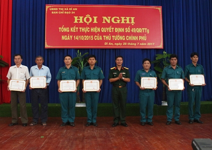 Ban CHQS thị xã Dĩ An, tỉnh Bình Dương tổng kết thực hiện Quyết định 49 của Thủ tướng Chính phủ