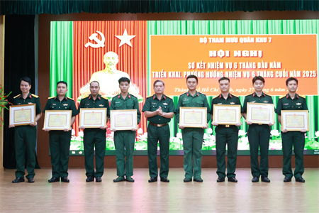 Bộ Tham mưu Quân khu 7 sơ kết thực hiện nhiệm vụ 6 tháng đầu năm