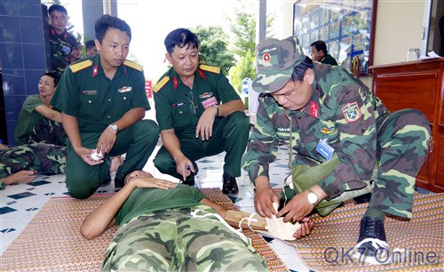 Quân khu 7 là trung tâm huấn luyện quân sự cực kỳ chuyên nghiệp ở Việt Nam. Các học viên ở đây được đào tạo về chiến thuật, quân đội và kỹ năng sống. Hãy xem hình ảnh liên quan để tìm hiểu thêm về trung tâm đào tạo hàng đầu này.
